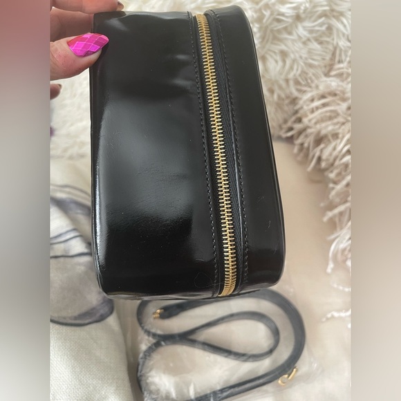 Chanel ⭐️Vintage Patent Leather Vanity Case Crossbody Shoulder Bag⭐️W/card & COA - Picture 6 of 16